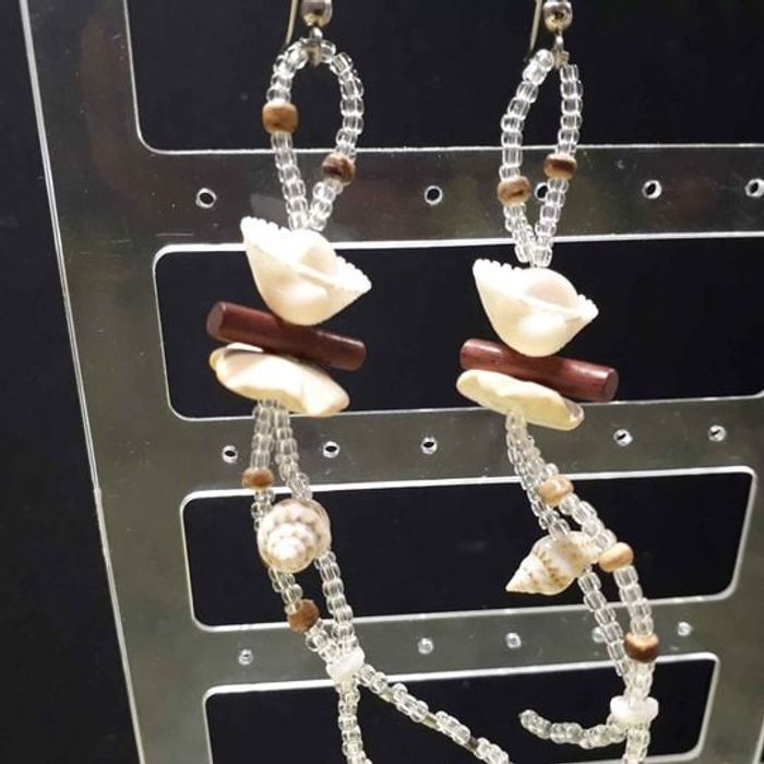 Boucles d'oreilles coquillages marron