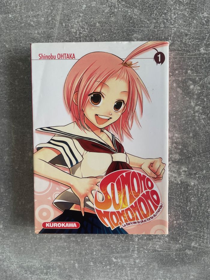 Manga Sumomomo momomo, la fiancée la plus forte du monde tome 1  en version française.