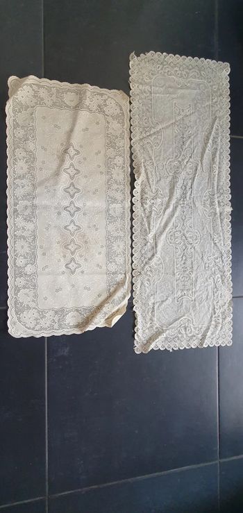 Lot de deux napperons  pvc