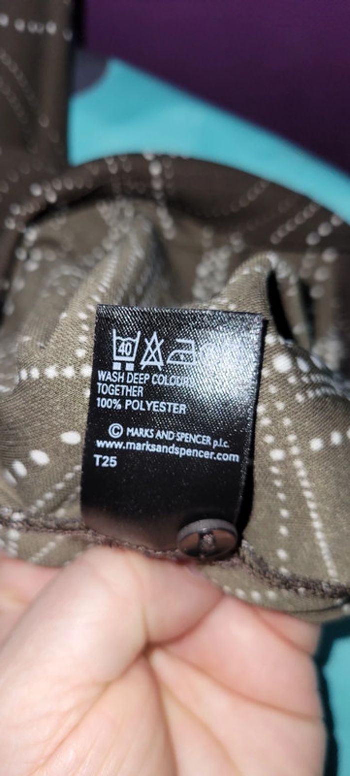 Joli haut Marks & Spencer - photo numéro 3