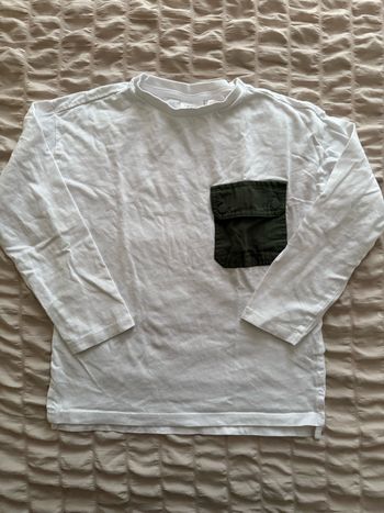 TEE shirt 4/5 ans blanc/kaki Zara