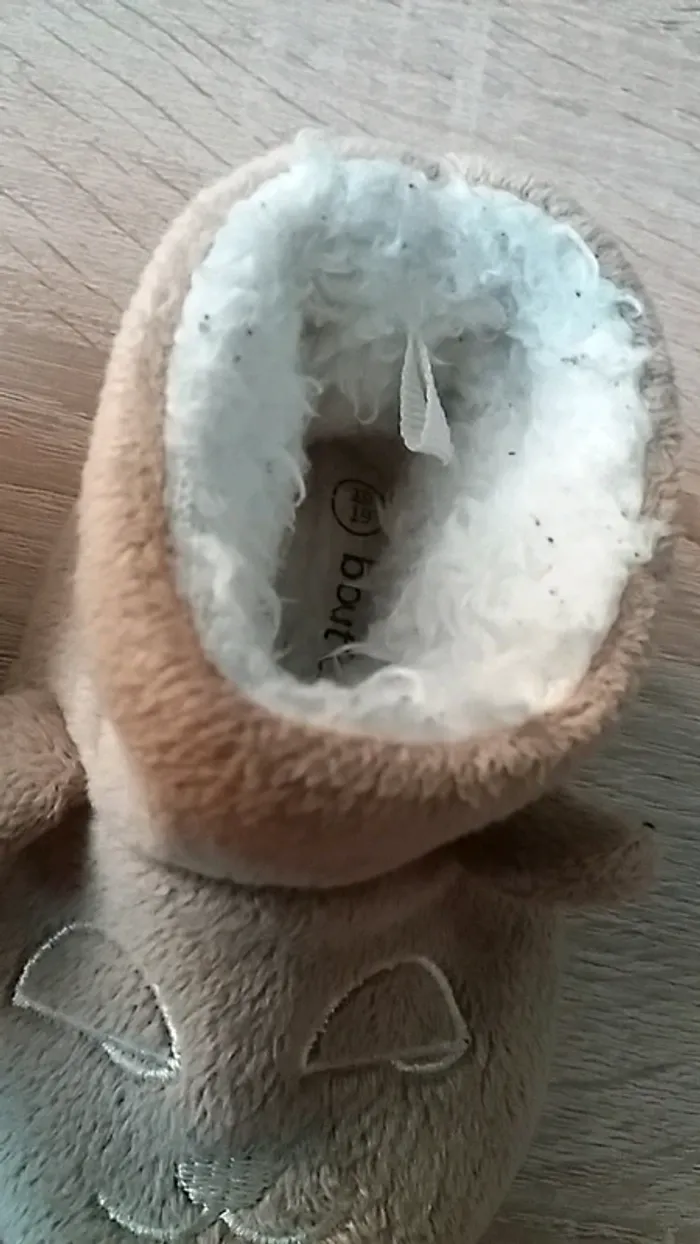 Chaussons pointure 18/19 - photo numéro 3