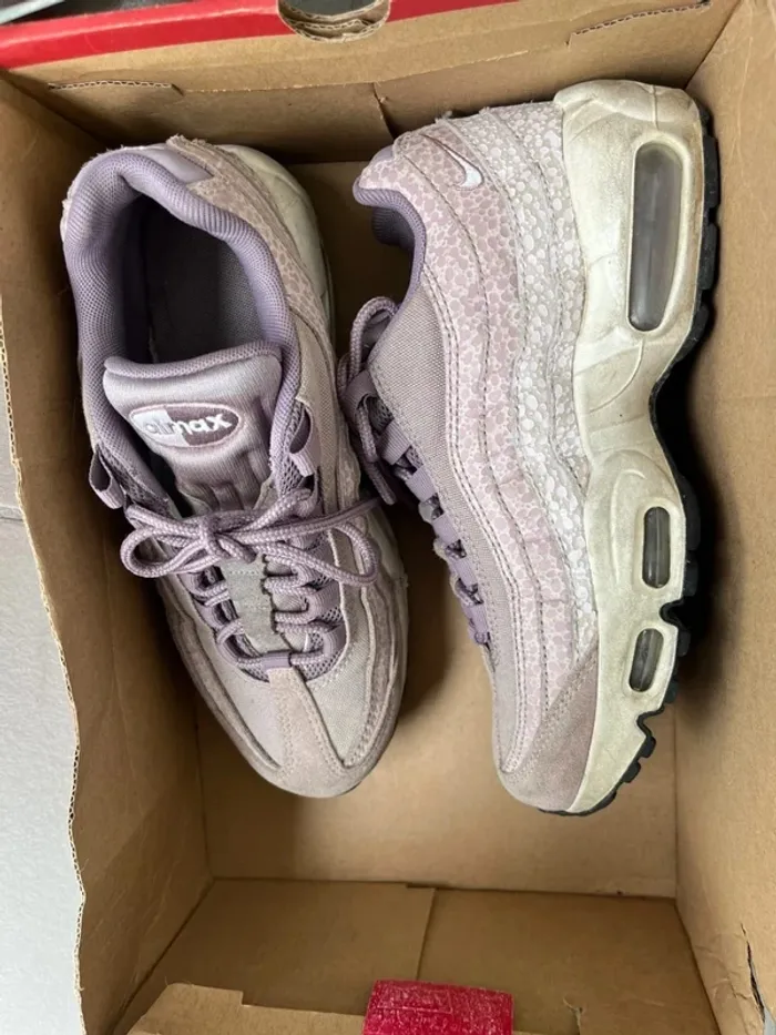 Air Max violet taille 37,5 Nike