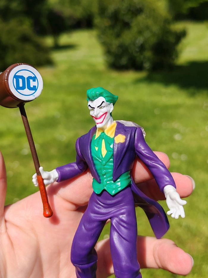 Figurine joker - batman - kinder maxi - photo numéro 2