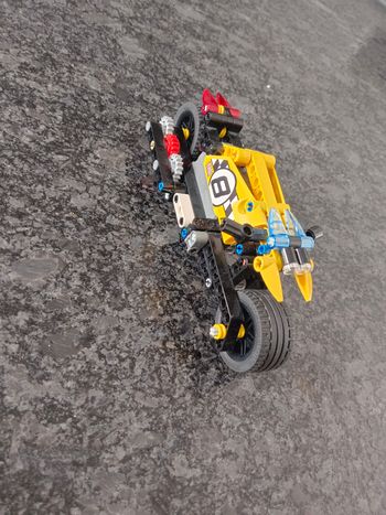 Lego moto