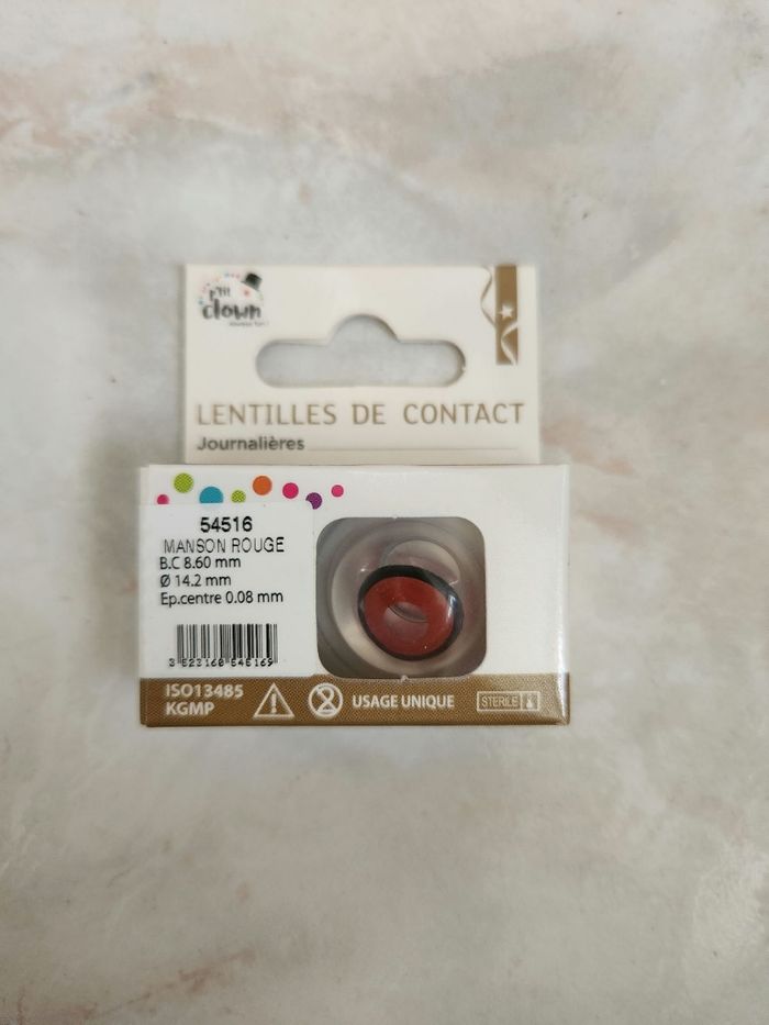 Paire de lentilles de contact journalières Fantaisie – Manson Rouge