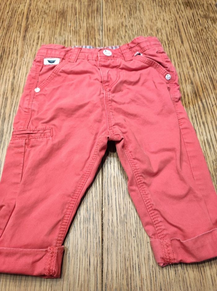 Pantalon 9 mois tape a l'oeil