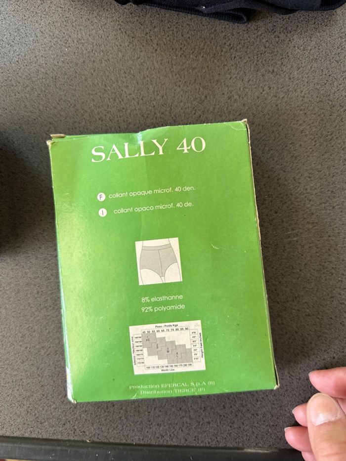 Collant opaque 40 t.3 neuf - photo numéro 2