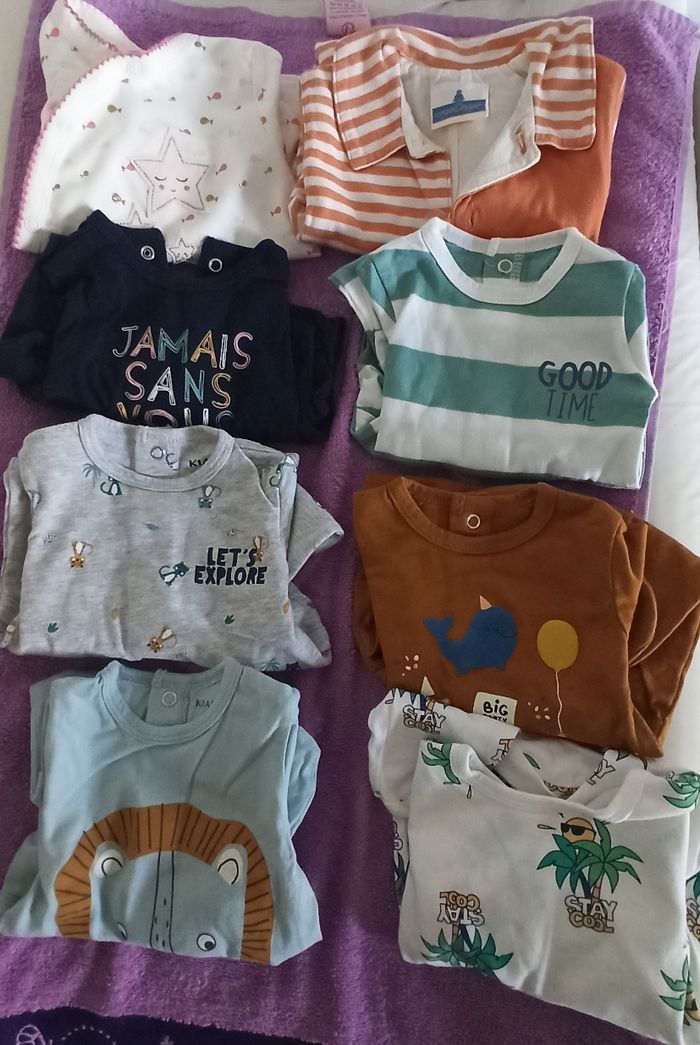 Lot vêtements 1 mois - photo numéro 3