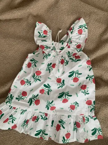 robe fille avec fleurs