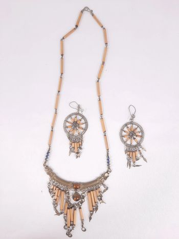 Ensemble collier + boucles d'oreilles Fantaisie