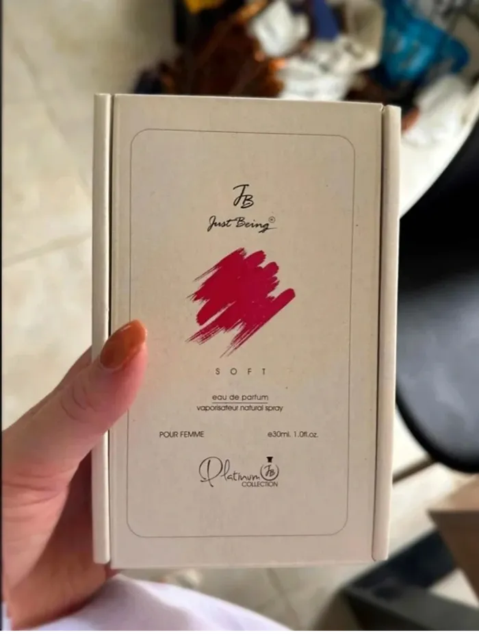 Parfum femme - photo numéro 2