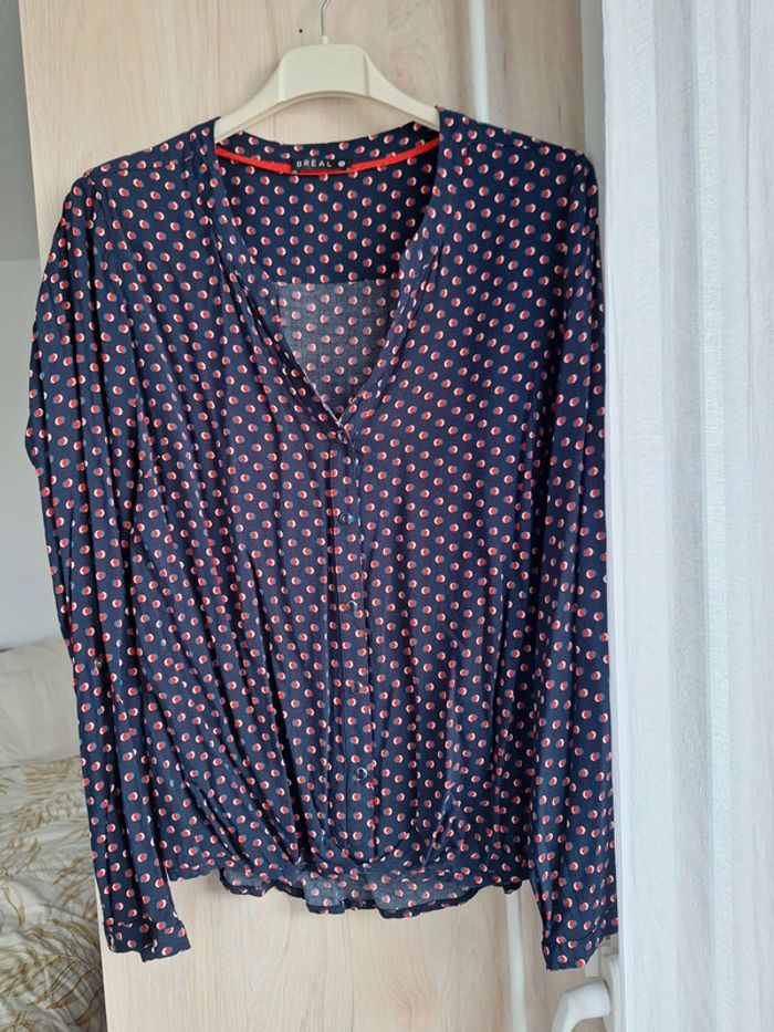 Blouse bleue fluide