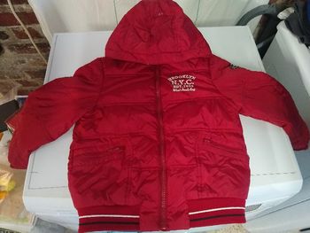 doudoune rouge TAO 5 ans
