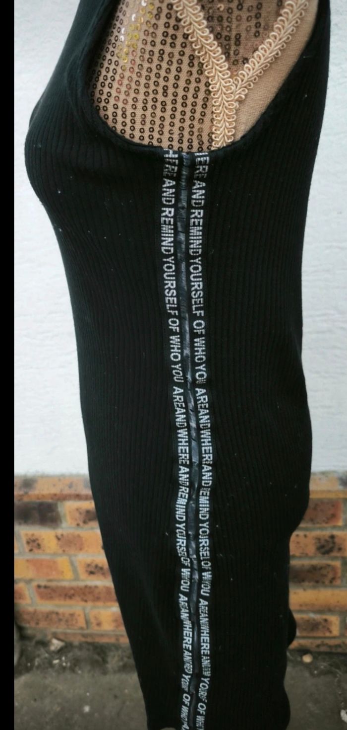 Robe noire stretch S liberto - photo numéro 3