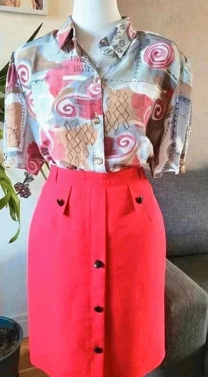 Magnifique chemisier à épaulettes vintage Taille 48