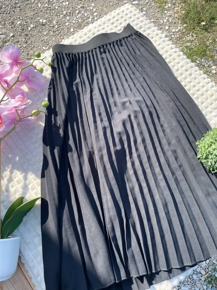 Jupe longue plissée noire SHEIN – Taille S, taille élastique