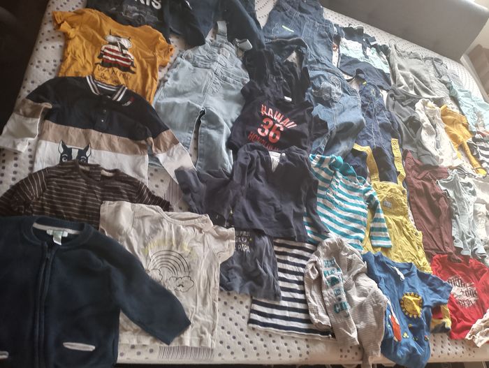 Lot de vêtements - photo numéro 2