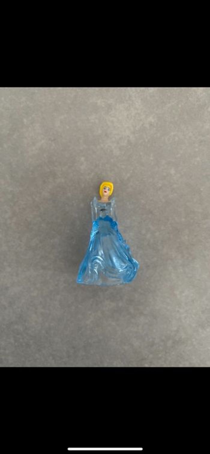 Figurine Cendrillon