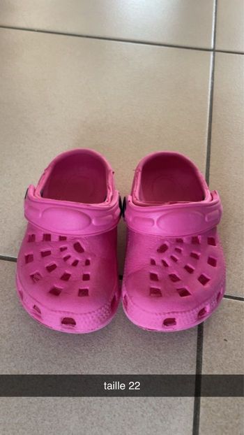 crocs