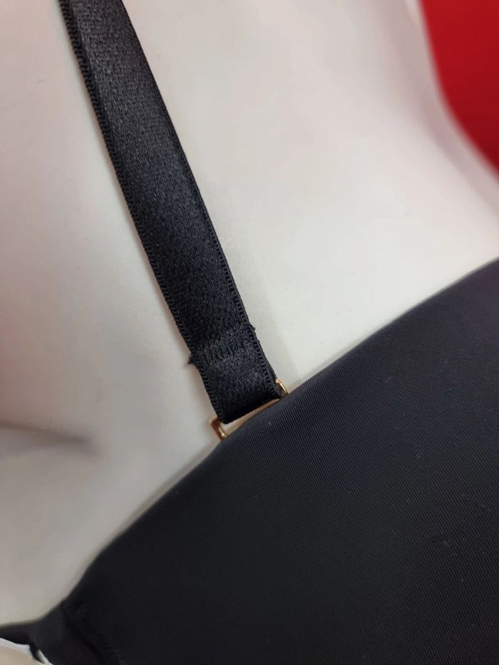 Triumph soutien-gorge rembourré avec bretelles amovible * 95C * - photo numéro 8