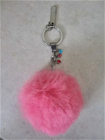 Porte-clés pompon rose