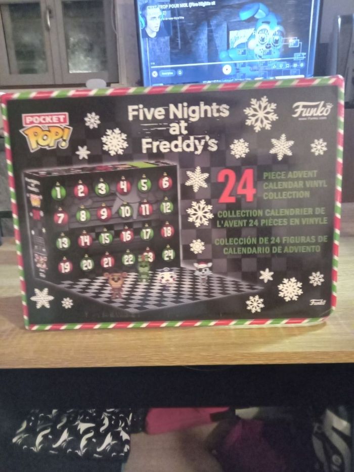 Calendrier five nights at Freddy's - photo numéro 3