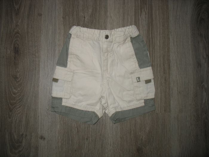 SHORT BEIGE ET KAKI BÉBÉ GARÇON "H&M" - 4 / 6 MOIS - n°01