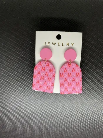 Boucles d’oreilles « mama » neuve