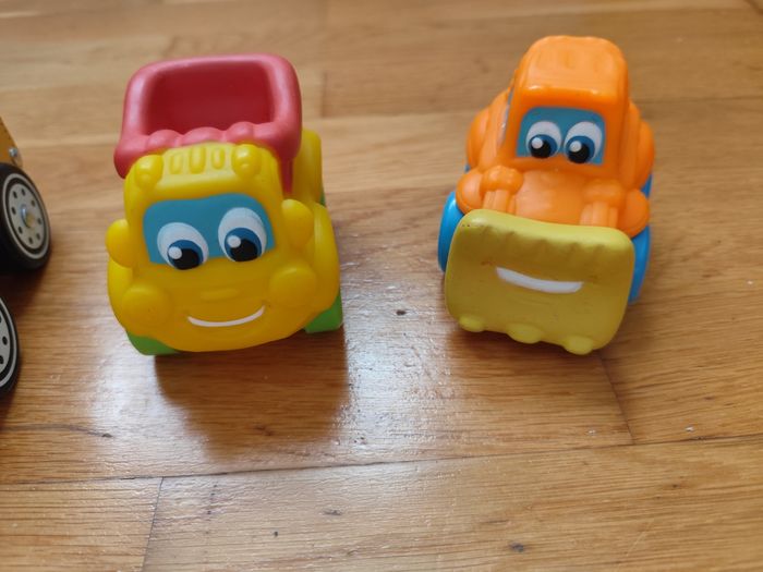 Lot de voitures bébé - photo numéro 2