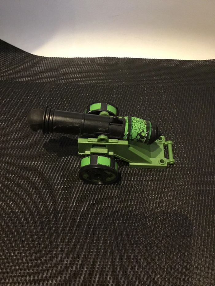Playmobil canon pirates noir et vert avec projectile squelette tête de mort - photo numéro 2