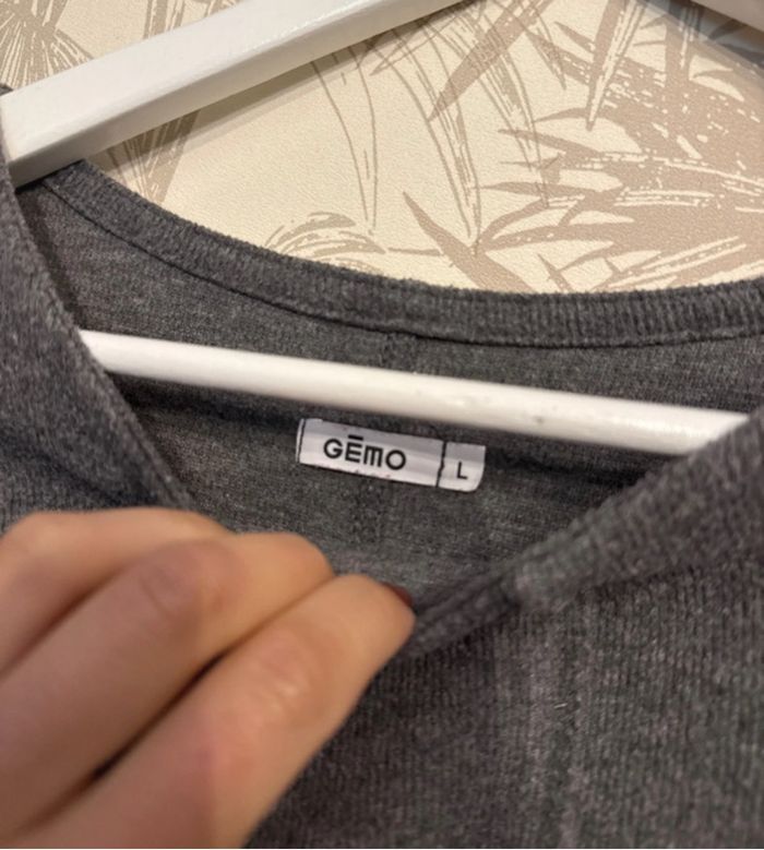 Pull gris - photo numéro 2