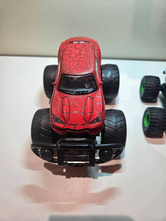 Lot véhicule Monster truck - photo numéro 8