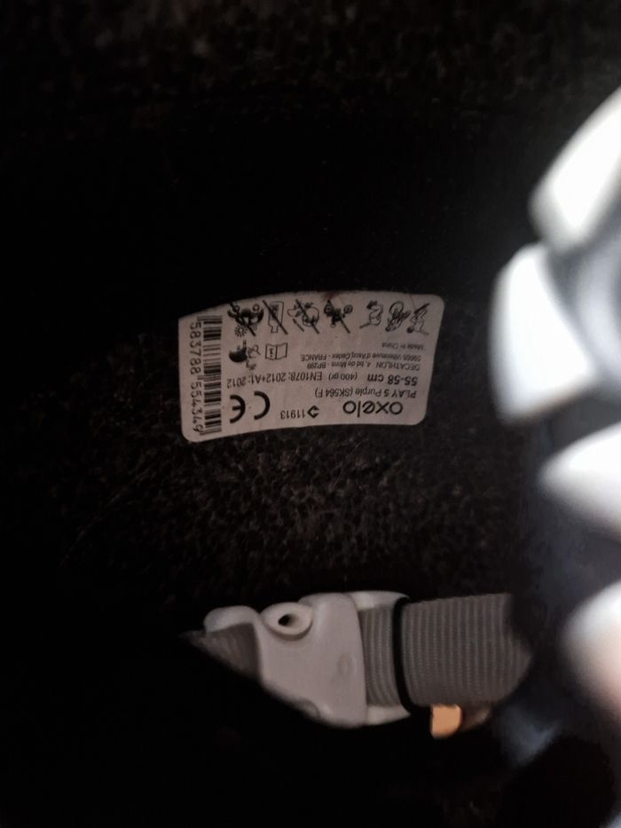 Rollers pointure 32 + protections + casque - photo numéro 6