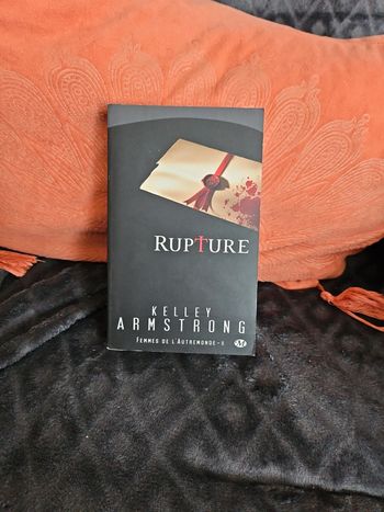Livre de poche kelley Armstrong rupture