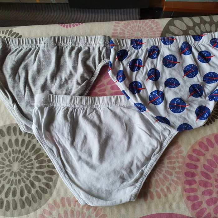 Lot 3 slips 8/10 ans - photo numéro 2