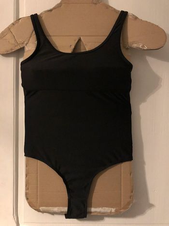 Maillot de bain noir T 40 NEUF