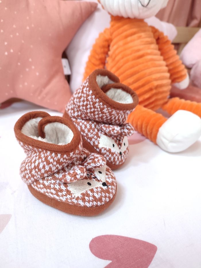 Paires de chaussons Renard 🦊 - Neuf - Naissance - Marron et blanc - photo numéro 3