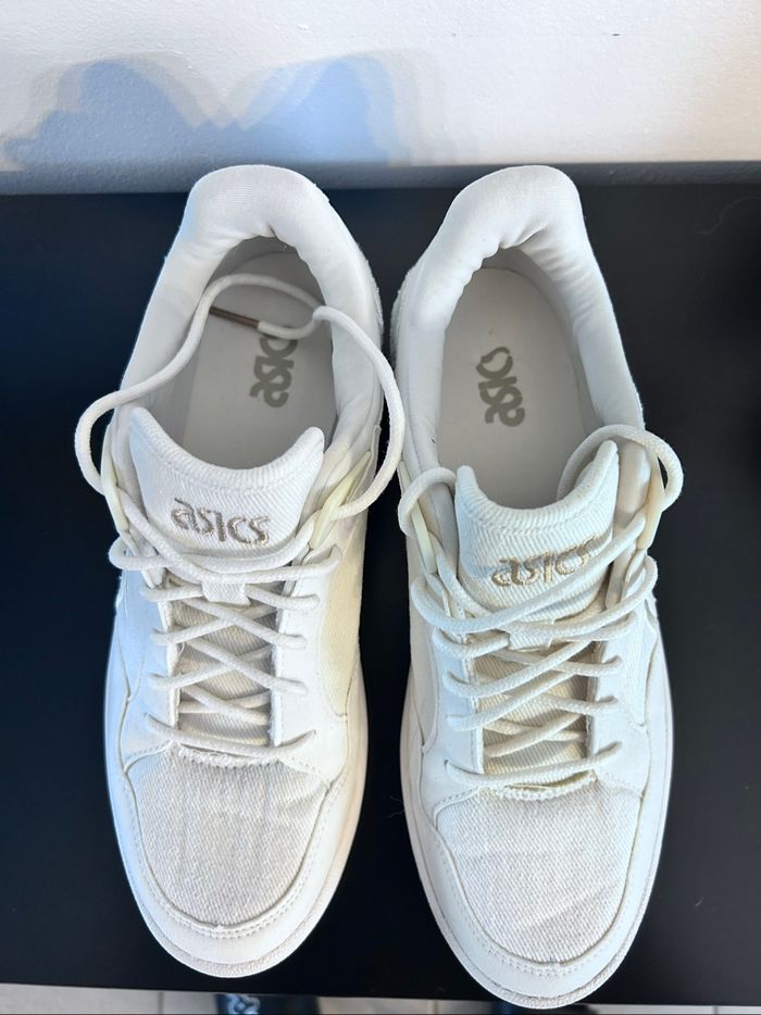 Baskets ASICS blanches – Pointure 40 – Très bon état – Design épuré & confort - photo numéro 5