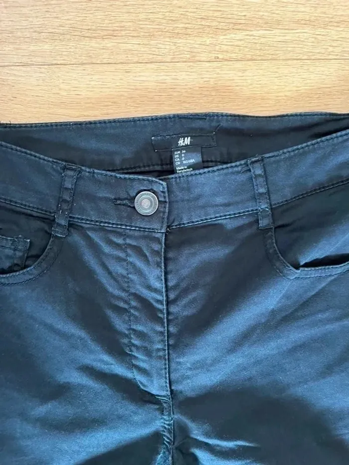 Pantalon jean slim skinny H&M taille 36 noir #EmmaLilleS36 - photo numéro 3