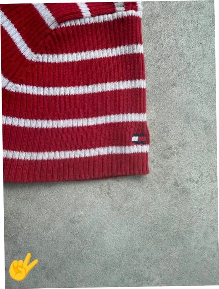 Pull Tommy Hilfiger Col V Taille M rouge blanc Femme Women PULL0173 - photo numéro 3