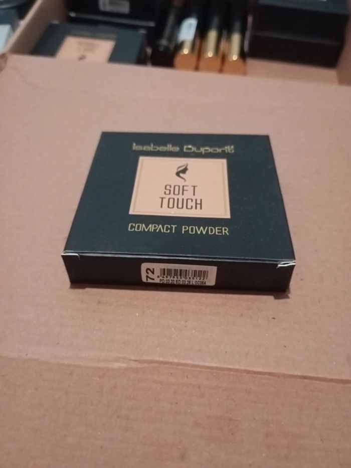 Poudre compacte isabelle dupont onikha 72