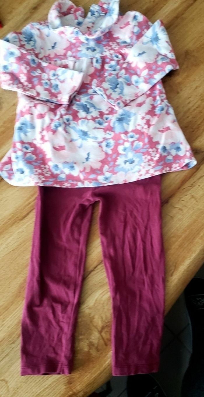 Ensemble fille 23 mois