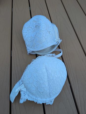 Lot soutient gorge 90 C blanc dentelle push up