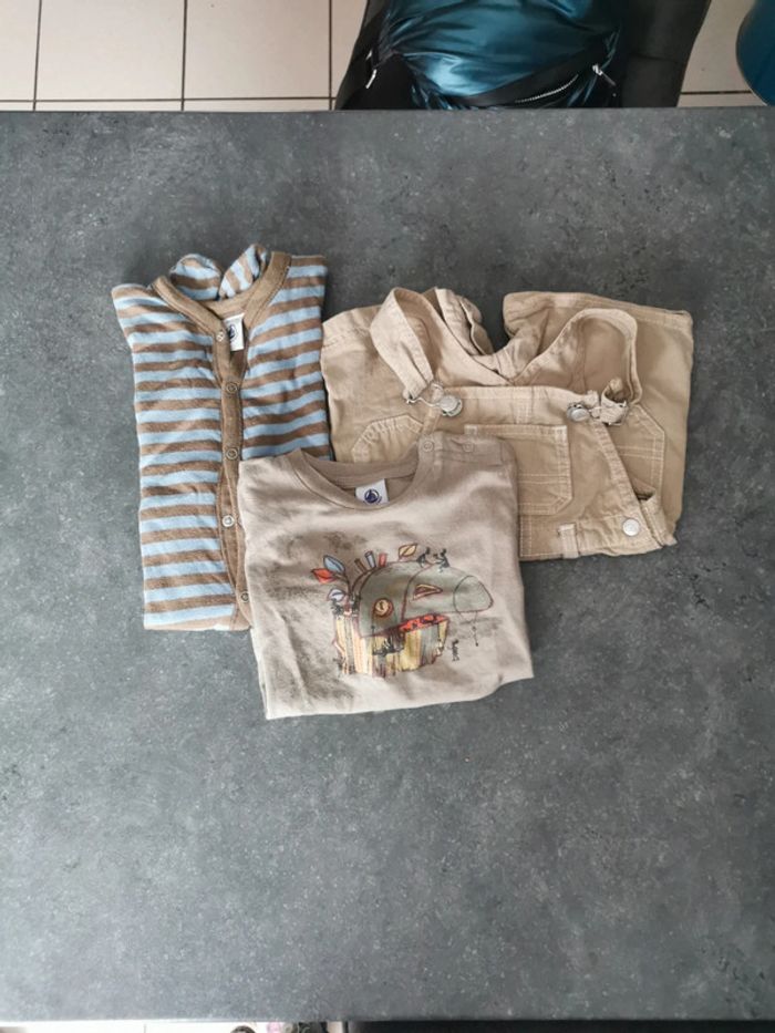 Lot de 3 vêtements garçon 6 mois petit bateau