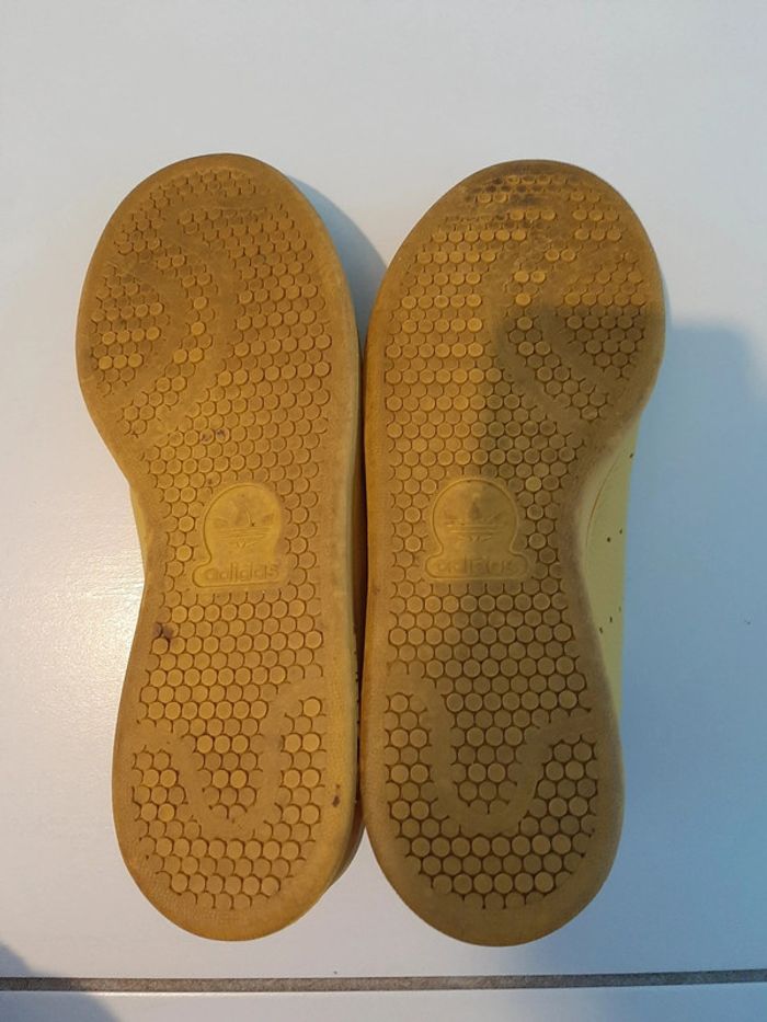chaussures de tennis adidas jaune taille 39.5 - photo numéro 3