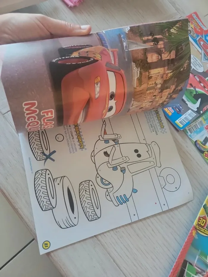 Livres revues CARS - photo numéro 15