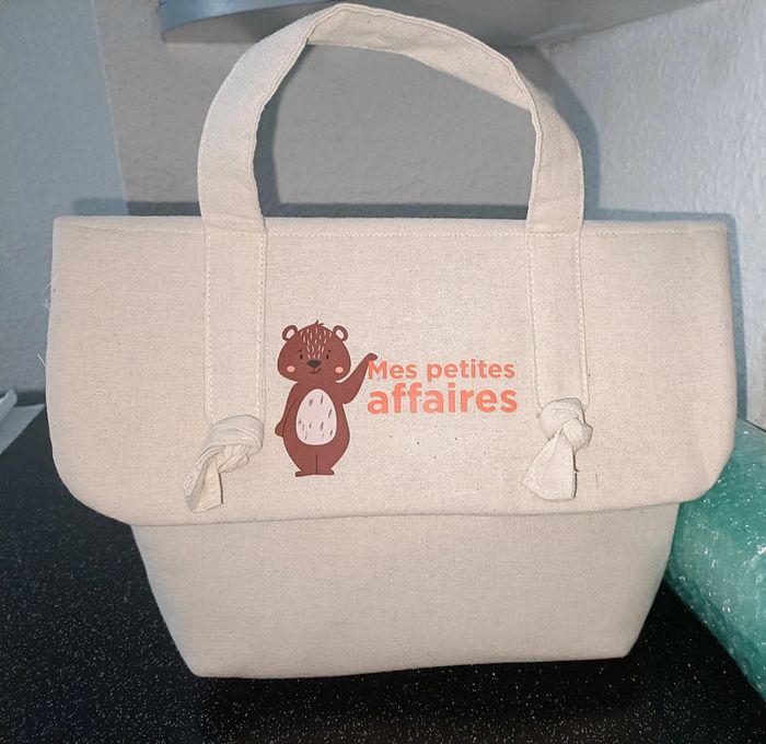 Grande trousse de rangement bébé neuve