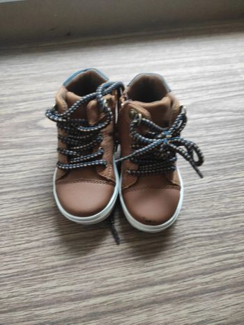 Chaussures montantes