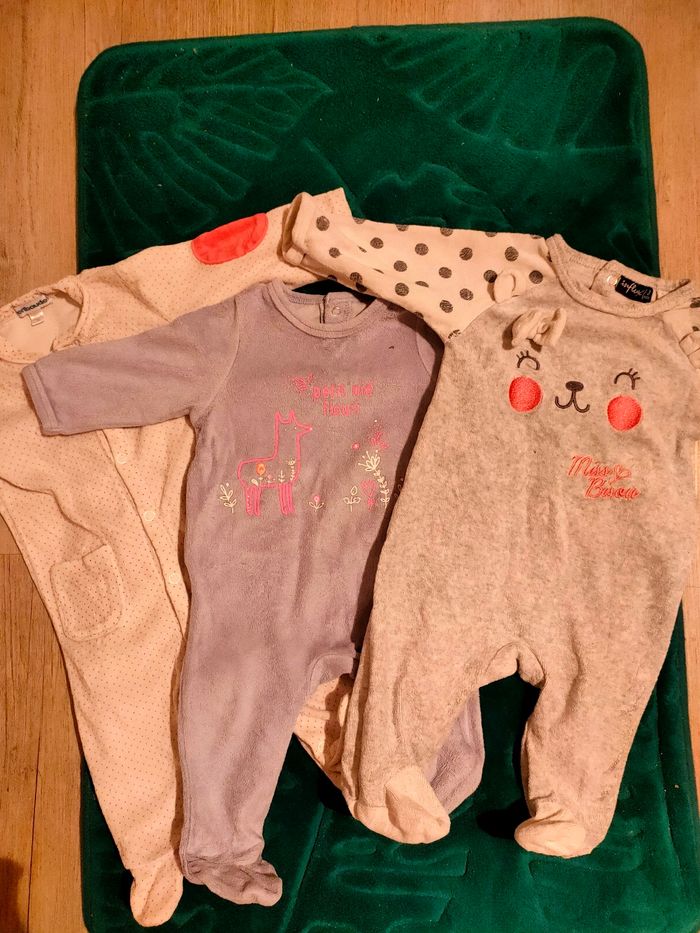 Lot de 3 pyjamas en velours